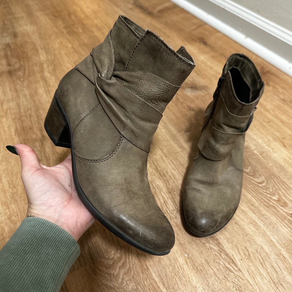 Orange Label |‎ Women's Taupe Leather Pleated Wrap Block Heel Ankle Boots, EU 37